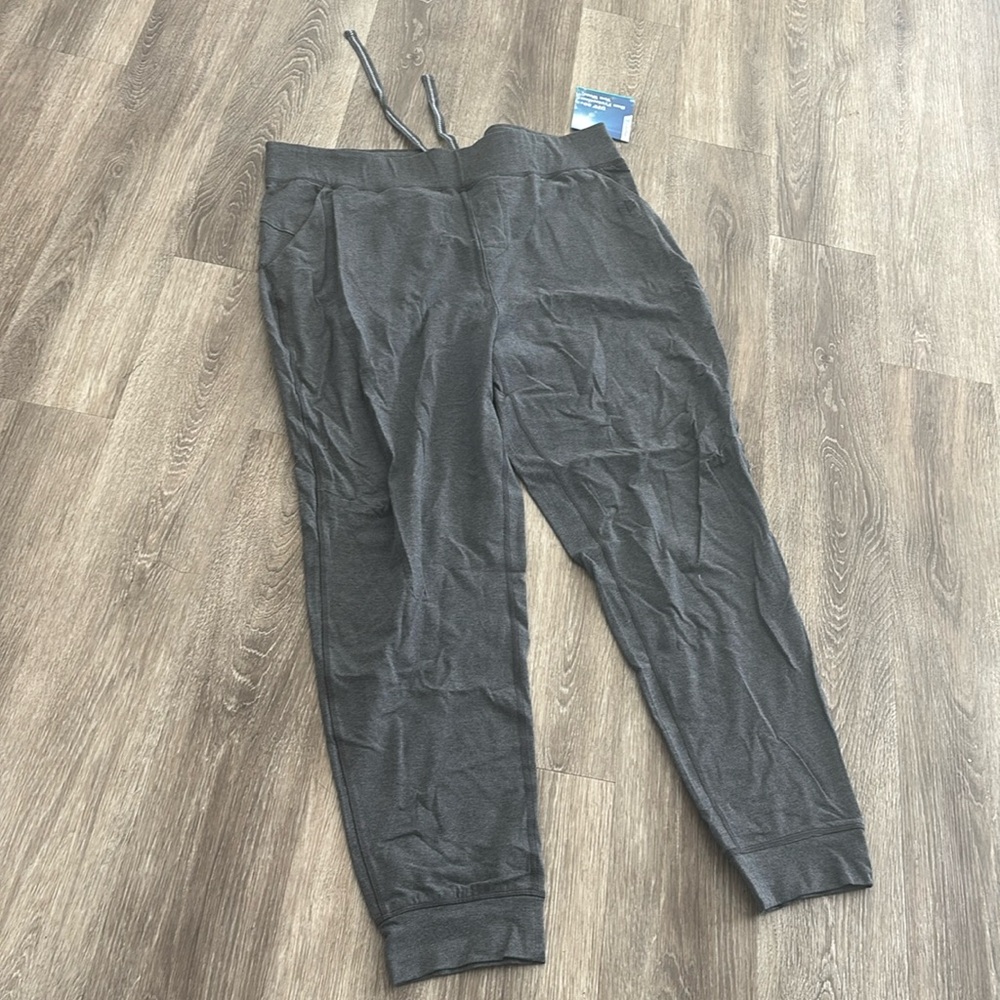 Coolibar men’s lumaleo jogger sweatpants